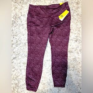 All In Motion leggings. Size xxl. NWT